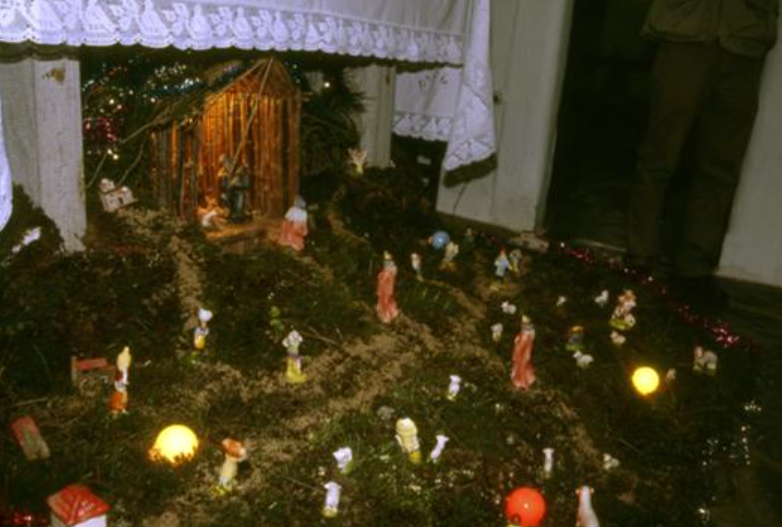 Crib in the Church of Nossa Senhora da Luz – 2002 – Author Benjamim Pereira
